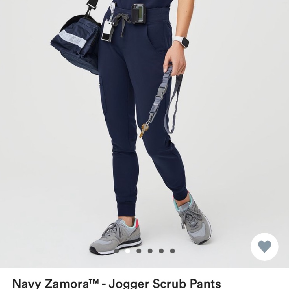 Size XS navy Zamora FIGS joggers